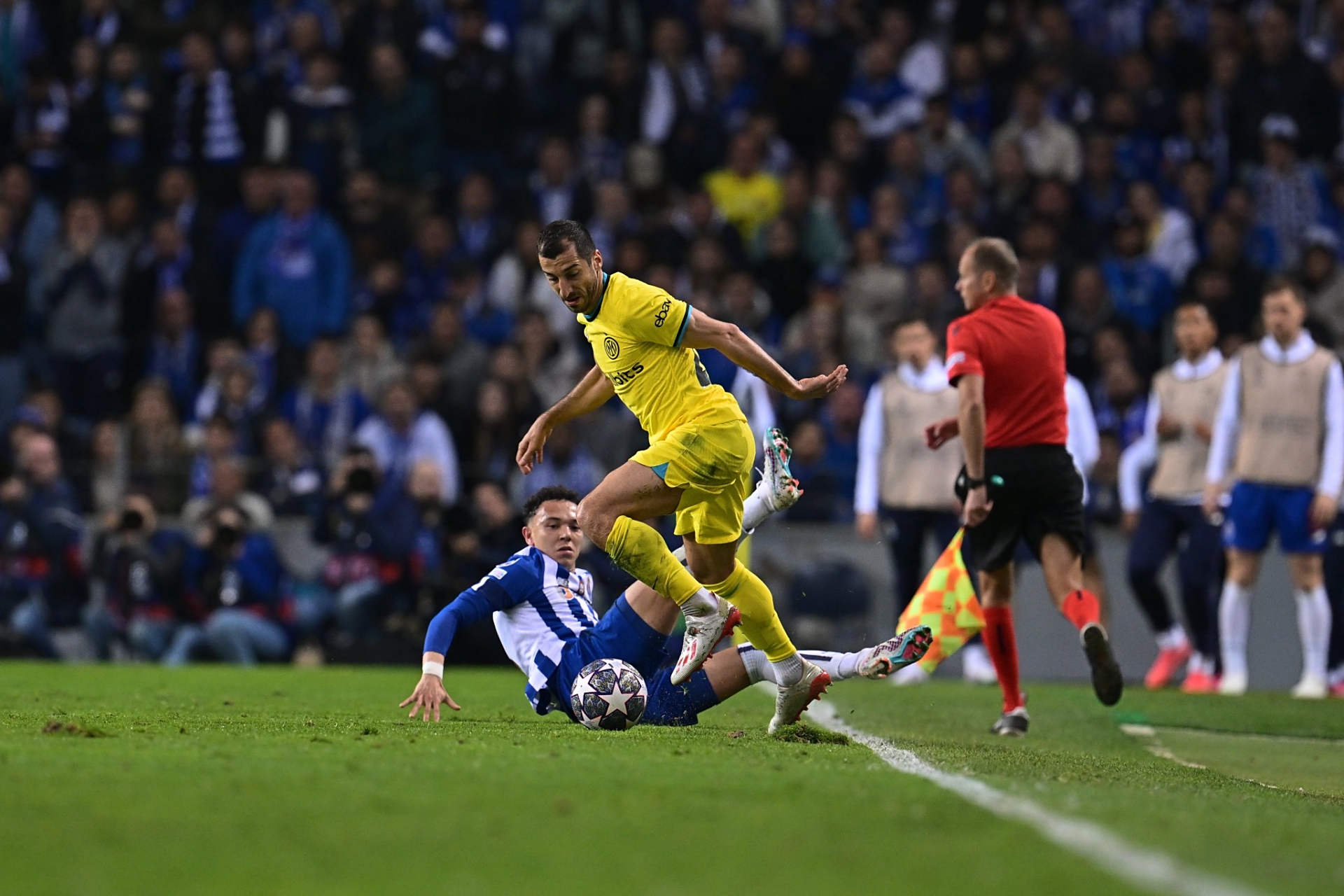 波尔图迎欧冠关键赛，今夜刷新队史纪录，底气十足，轮换策略成焦点的简单介绍