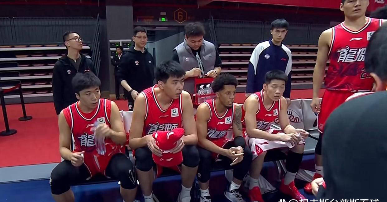 重磅！浙江稠州篮板制胜备战CBA季后赛风云突变休斯敦火箭关键时刻刷新队史纪录，深圳男篮扳平良机备战葡超的简单介绍